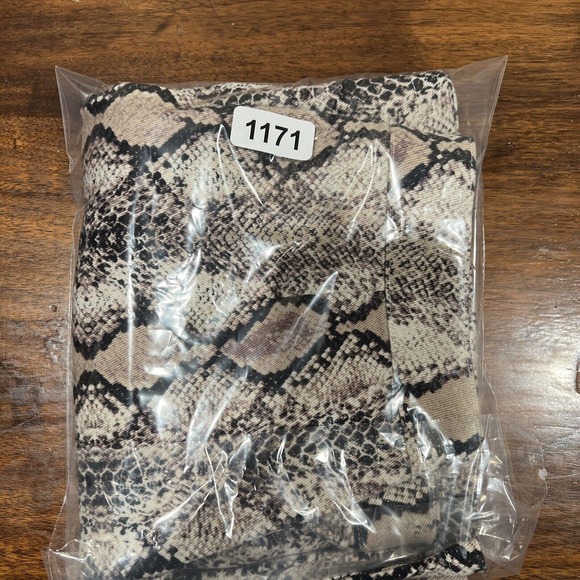 Altered State Skirt Women Medium Zip Front Snake Print Short - Picture 9 of 9